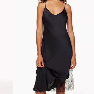 Aritzia Wilfred sonnet midi dress